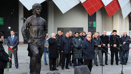 Сегодня. Москва. Тушино. Открытие памятника Федору Черенкову.