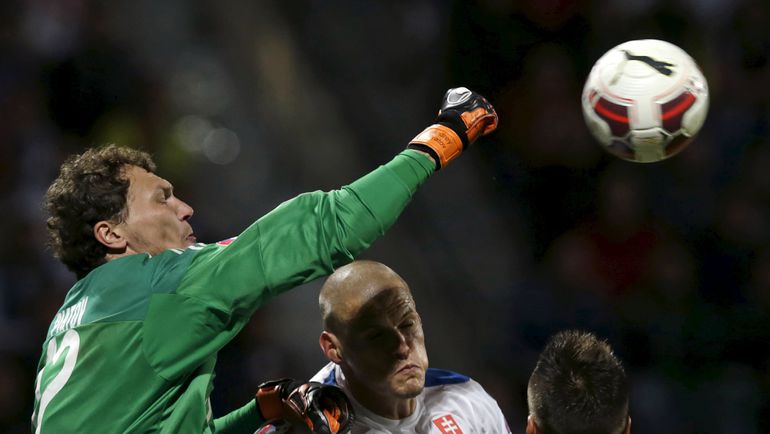 Андрей ПЯТОВ в борьбе с Мартином ШКРТЕЛОМ. Фото REUTERS Андрей ПЯТОВ в борьбе с Мартином ШКРТЕЛОМ. Фото REUTERS