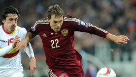 Артем ДЗЮБА (справа) - лучший бомбардир сборной России.