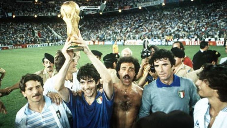 Сборная Италии - чемпион мира 1982 года. Фото REUTERS Сборная Италии - чемпион мира 1982 года. Фото REUTERS