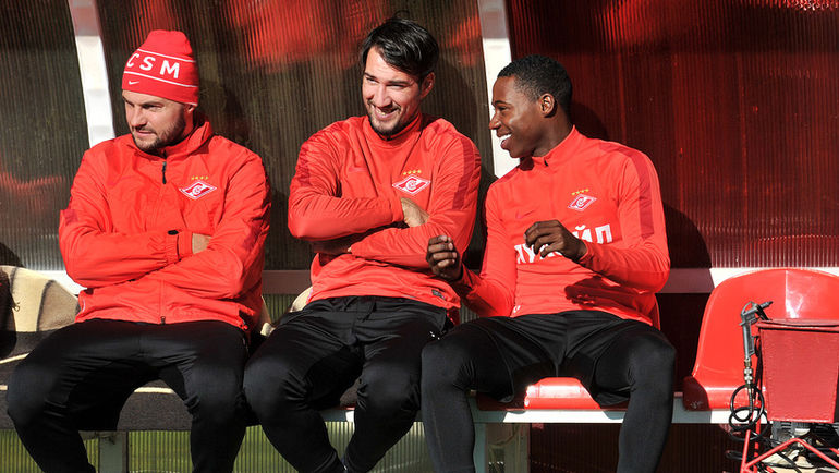 Владимир ГРАНАТ, Ивелин ПОПОВ и Квинси ПРОМЕС (слева направо). Фото Алексей ИВАНОВ, Владимир ГРАНАТ, Ивелин ПОПОВ и Квинси ПРОМЕС (слева направо). Фото Алексей ИВАНОВ,