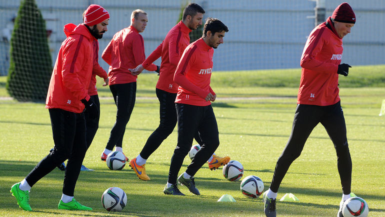 Сердар ТАСКИ, Денис ГЛУШАКОВ, Сальваторе БОККЕТТИ, Арас ЕЗБИЛИС, Евгений МАКЕЕВ (слева направо). Фото Алексей ИВАНОВ, Сердар ТАСКИ, Денис ГЛУШАКОВ, Сальваторе БОККЕТТИ, Арас ЕЗБИЛИС, Евгений МАКЕЕВ (слева направо). Фото Алексей ИВАНОВ,