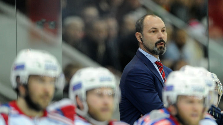 Сергей ЗУБОВ теперь главный на скамейке СКА. Фото Никита УСПЕНСКИЙ, Сергей ЗУБОВ теперь главный на скамейке СКА. Фото Никита УСПЕНСКИЙ,