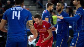 Женя Гребенников: "Папе в России все нравится. Жду, когда позовут и меня"