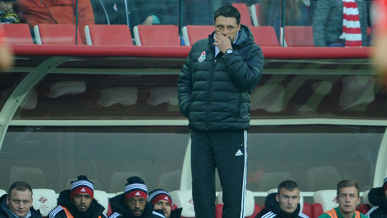 Воскресенье. Москва. Тушино. Воскресенье. Москва. Тушино.