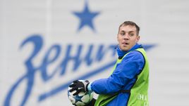 Понедельник. Санкт-Петербург. Артем ДЗЮБА на тренировке