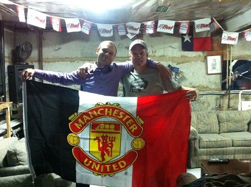 Алексей ЯКОВЛЕВ и Стивен СУОНСИ. Фото ManUtd.com Алексей ЯКОВЛЕВ и Стивен СУОНСИ. Фото ManUtd.com