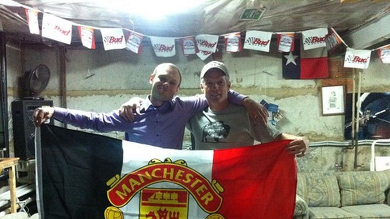 Алексей ЯКОВЛЕВ и Стивен СУОНСИ. Фото ManUtd.com Алексей ЯКОВЛЕВ и Стивен СУОНСИ. Фото ManUtd.com