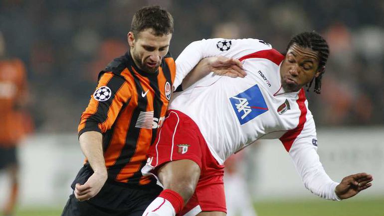 Три победы подряд после двух крупных поражений не позволили Три победы подряд после двух крупных поражений не позволили