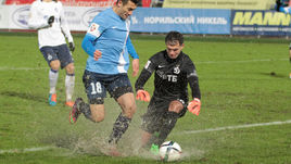 Дальше проплыло "Динамо"