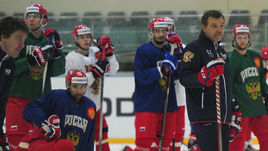 Сегодня. Новогорск. Тренировка сборной России. Олег ЗНАРОК.