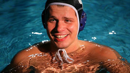 "СЭ" отвечает Гарику Харламову