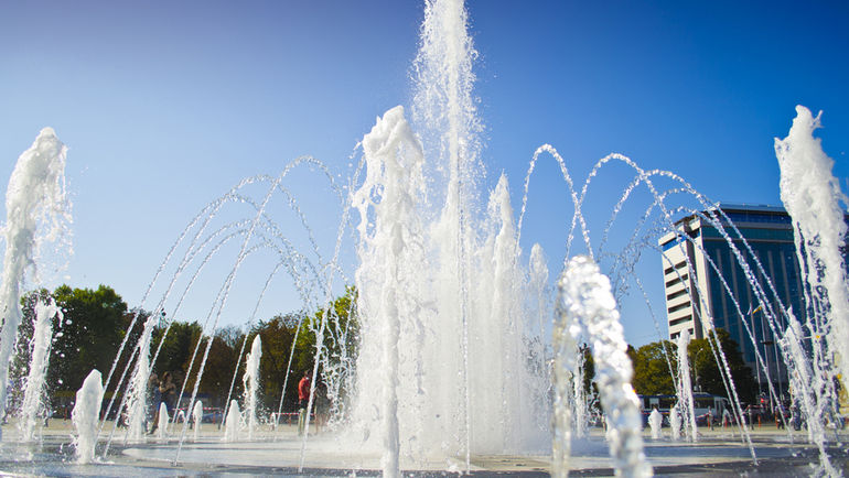 Поющий фонтан на Театральной Площади. Фото wikipedia.org Поющий фонтан на Театральной Площади. Фото wikipedia.org