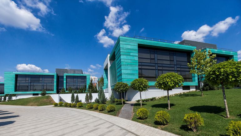 Академия Академия