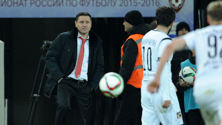 Воскресенье. Москва. Воскресенье. Москва.