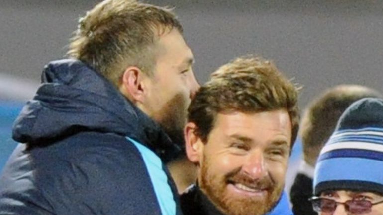 Если в матчах РФПЛ у Андре ВИЛЛАШ-БОАША (справа) негативное настроение, то в Лиге чемпионов он сияет. Фото REUTERS Если в матчах РФПЛ у Андре ВИЛЛАШ-БОАША (справа) негативное настроение, то в Лиге чемпионов он сияет. Фото REUTERS