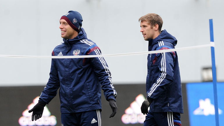 Денис ГЛУШАКОВ и Дмитрий КОМБАРОВ. Фото Алексей ИВАНОВ, Денис ГЛУШАКОВ и Дмитрий КОМБАРОВ. Фото Алексей ИВАНОВ,