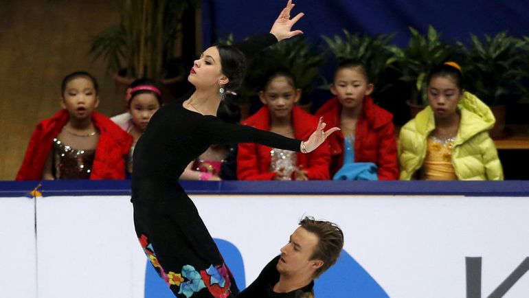 Сегодня. Пекин. Елена ИЛЬИНЫХ и Руслан ЖИГАНШИН в произвольной программе. Фото REUTERS Сегодня. Пекин. Елена ИЛЬИНЫХ и Руслан ЖИГАНШИН в произвольной программе. Фото REUTERS