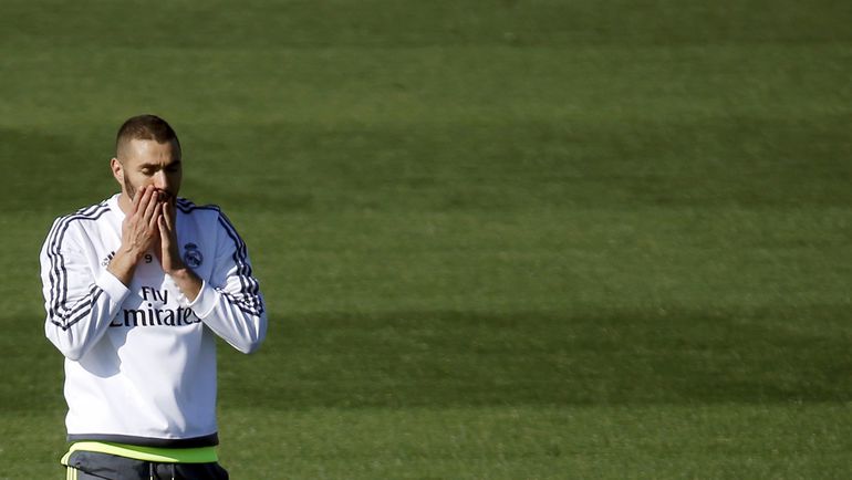 Карим БЕНЗЕМА уже вернулся в Мадрид. Фото REUTERS Карим БЕНЗЕМА уже вернулся в Мадрид. Фото REUTERS