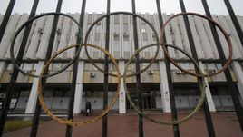 Независимая комиссия ВАДА обвиняет Россию в махинациях с допинг-пробами.