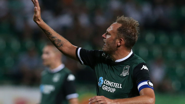 Шведский защитник Шведский защитник