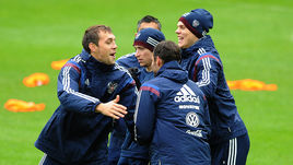 Сборная России тренируется в закрытом режиме