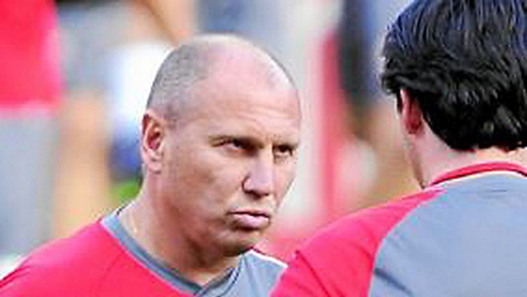 Дмитрий ЧЕРЫШЕВ (слева) и главный тренер Дмитрий ЧЕРЫШЕВ (слева) и главный тренер