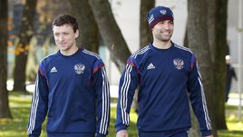 Четверг. Краснодар. Тренировка сборной России. Павел МАМАЕВ и Роман ШИРОКОВ.