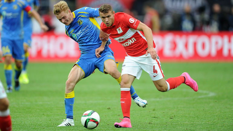 Павел МОГИЛЕВЕЦ против Сергея ПАРШИВЛЮКА. Фото Алексей ИВАНОВ, Павел МОГИЛЕВЕЦ против Сергея ПАРШИВЛЮКА. Фото Алексей ИВАНОВ,