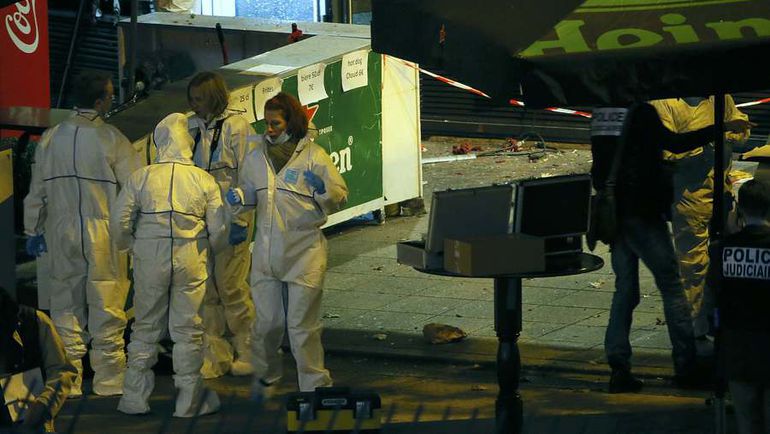 Пятница. Париж. Пятница. Париж.