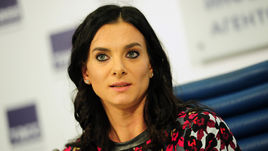 Понедельник. Москва. Елена ИСИНБАЕВА.