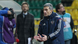 12 ноября 2015. Краснодар. Россия – Фареры – 2:0. Пока единственная победа молодежной сборной России под руководством Дмитрия ХОМУХИ.