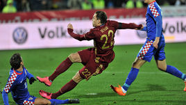 Вторник. Ростов-на-Дону. Россия – Хорватия – 1:3. Артем ДЗЮБА упускает момент у ворот гостей.