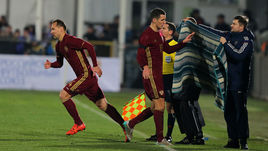 Вчера. Ростов-на-Дону. Россия - Хорватия - 1:3. 89-я минута. Сергей ИГНАШЕВИЧ выходит на замену вместо Виктора ВАСИНА - и устанавливает рекорд.