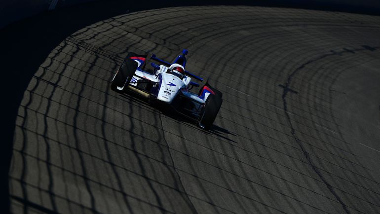 29 августа 2014 года. Михаил АЛЕШИН на трассе в Фонтане. Фото AFP 29 августа 2014 года. Михаил АЛЕШИН на трассе в Фонтане. Фото AFP