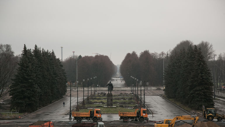 Среда. Санкт-Петербург. Площадь перед Среда. Санкт-Петербург. Площадь перед