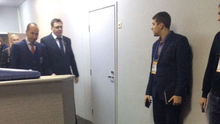 Андрей НАЗАРОВ покидает Андрей НАЗАРОВ покидает