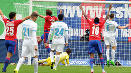 Армейцы грамотнее используют финансы, которых у них не так много, как у чемпиона из Северной столицы.