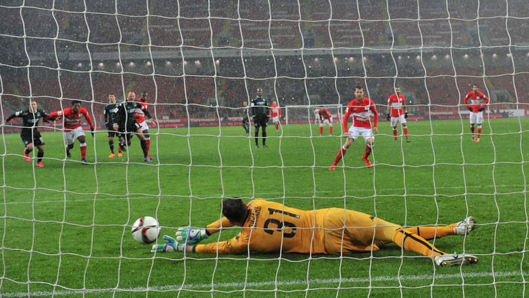 Воскресенье. Москва. Тушино. Воскресенье. Москва. Тушино.