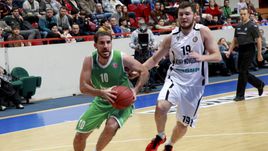 На еще одну сенсацию Багатскису не хватило кадров