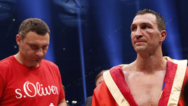 Суббота. Дюссельдорф. Виталий и Владимир КЛИЧКО после боя.