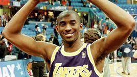 Сезон 1996/97 (регулярный чемпионат): 71 матч; 7,6 очка за игру; 1,3 паса за игру. Плей-офф: 9 матчей; 8,2 очка за игру; 1,2 паса за игру.