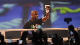 Пятница. Москва. Флойд МЕЙУЭЗЕР.