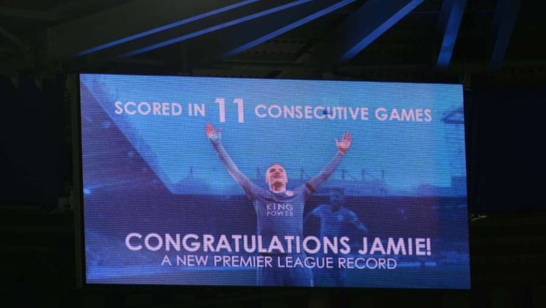 Поздравления Джейми Варди в Лестере. Фото AFP Поздравления Джейми Варди в Лестере. Фото AFP