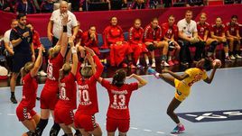 Два шага к первому месту в группе