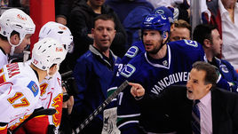 Джон ТОРТОРЕЛЛА - это энхаэловский Петр Воробьев.