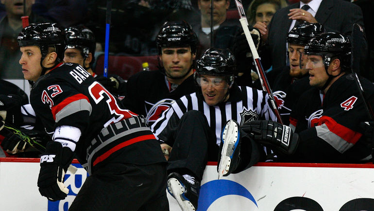 Секунду назад Антон БАБЧУК отправил на скамейку рефери. Фото REUTERS Секунду назад Антон БАБЧУК отправил на скамейку рефери. Фото REUTERS