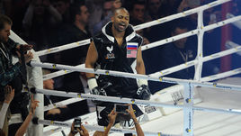 Суббота. Москва. Рой ДЖОНС.