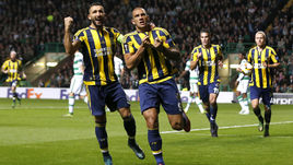 В соперники