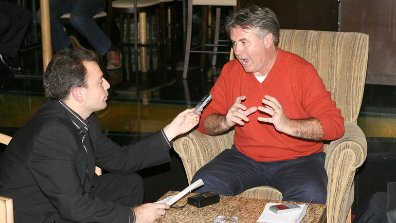 Осень 2006 года. Москва. Отель Ararat-Hyatt. Игорь РАБИНЕР берет интервью у Гуса ХИДДИНКА. Осень 2006 года. Москва. Отель Ararat-Hyatt. Игорь РАБИНЕР берет интервью у Гуса ХИДДИНКА.